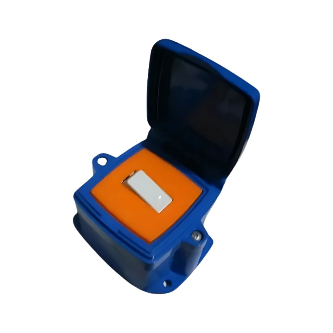 caja-caps16-ext1-punto-7331-09exulttxun-7082