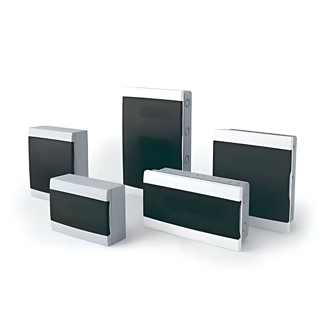 caja-de-embutir-para-llave-termica-din-plastica-4-8tm-frente-y-puertaxun-13099