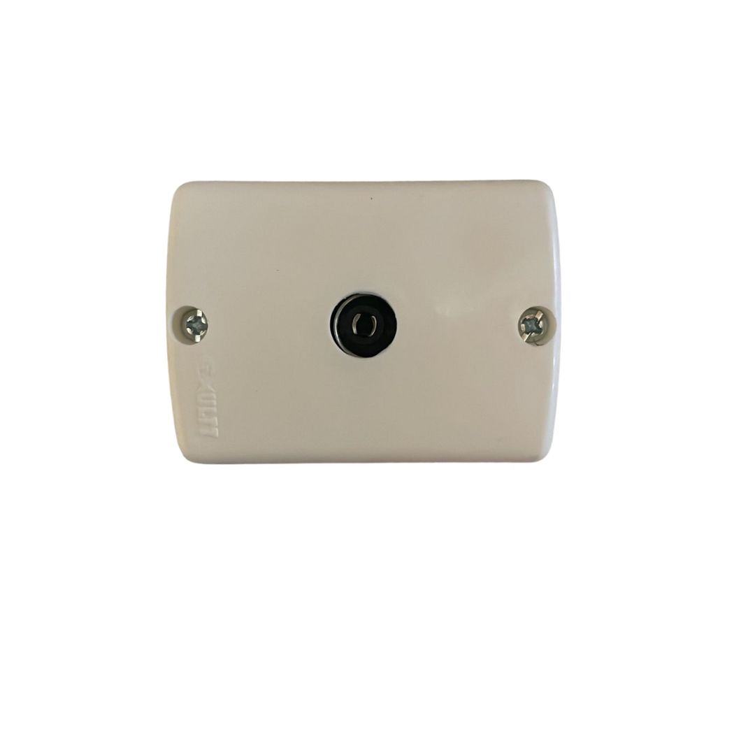 lexterior-1-toma-tv7410-01exulttxun-7942